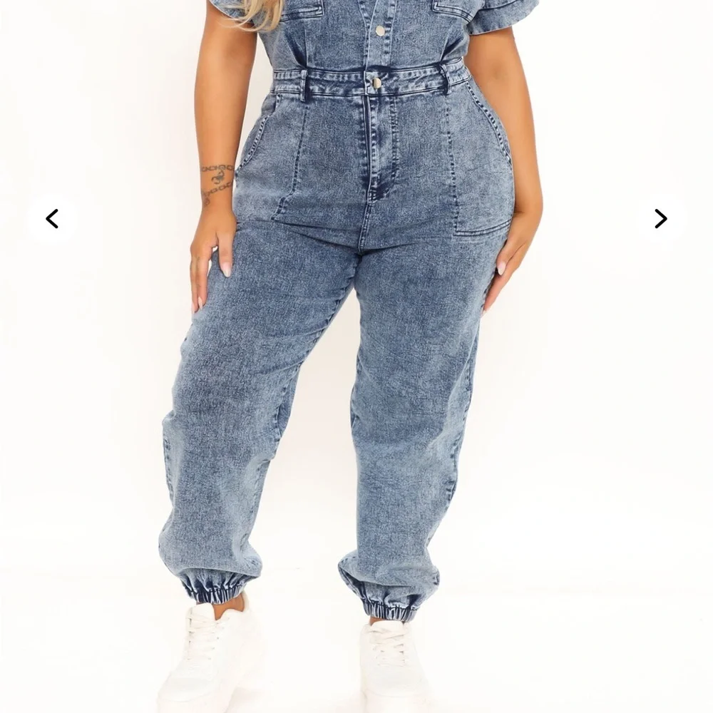 NWT Plus Size Fashion Nova Blue Denim Overalls - Picture 2 of 4